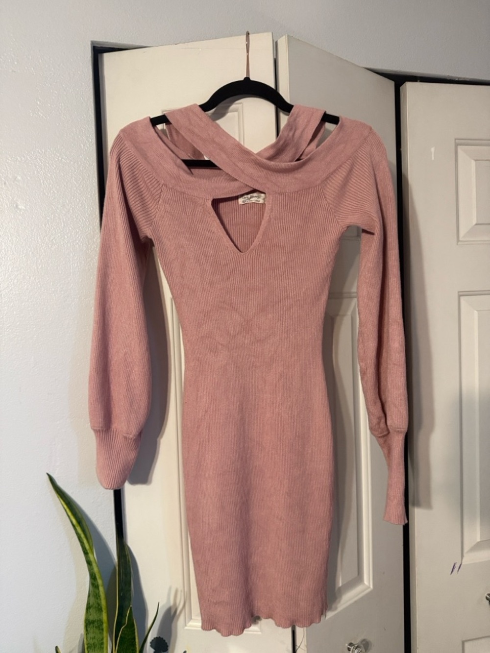 Ribbed Off-Shoulder Knit Dress in Dusty Rose